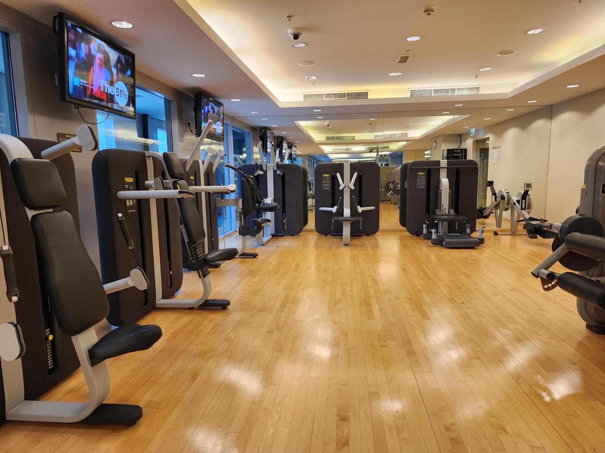 Downtown Oasis, Burj Khalifa Views, Luxury Amenities *